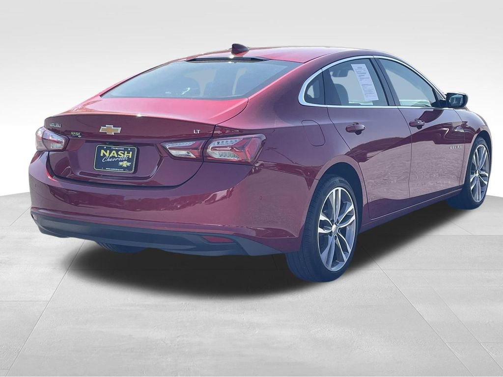 Used 2025 Chevrolet Malibu LT FWD image 3