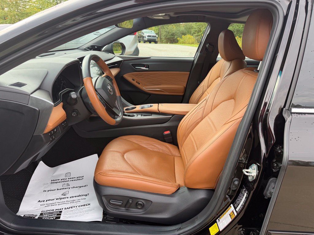 Certified 2020 Toyota Avalon Limited w/ Advanced Safety Package FWD image 12