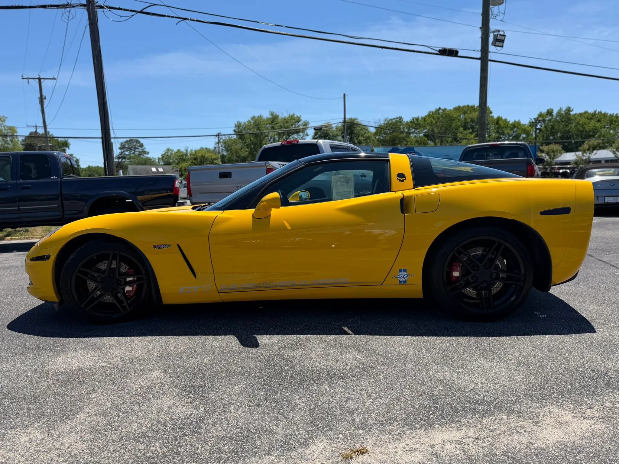 Used 2005 Chevrolet Corvette Coupe w/ Preferred Equipment Group RWD image 6