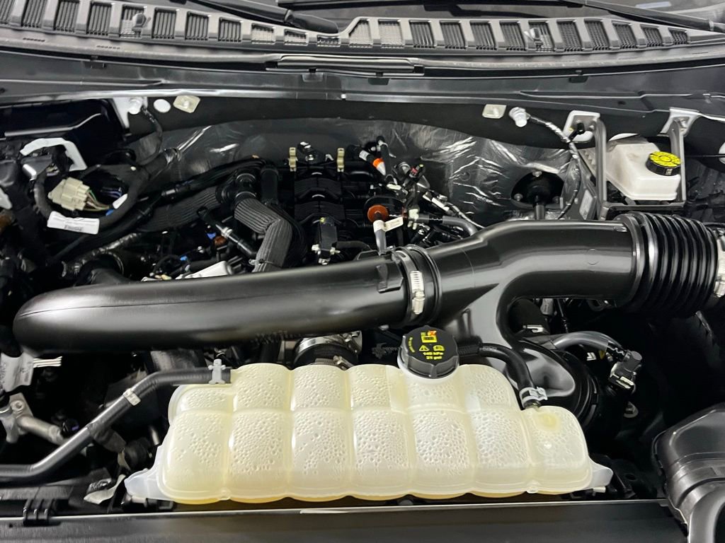 Used 2025 Ford Expedition Platinum image 37