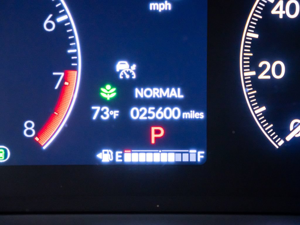Used 2025 Honda Odyssey Elite image 24