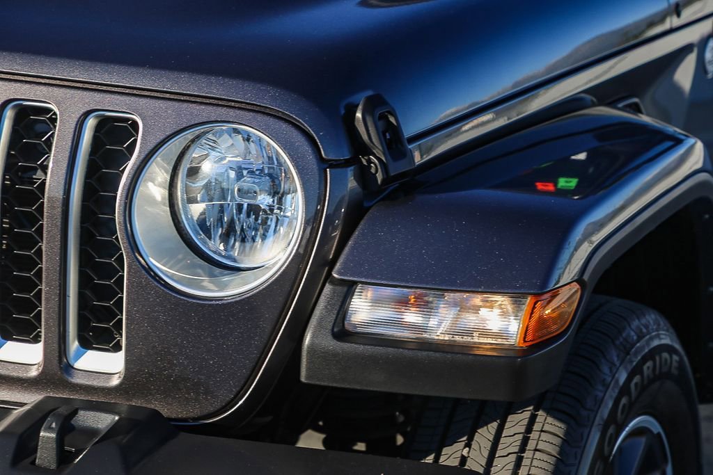 Certified 2023 Jeep Gladiator Overland image 5