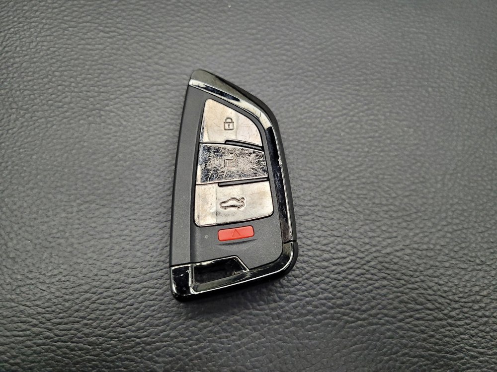 Used 2015 Chrysler 200 S image 32