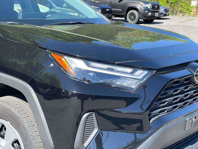 Certified 2025 Toyota RAV4 LE AWD/4WD image 11