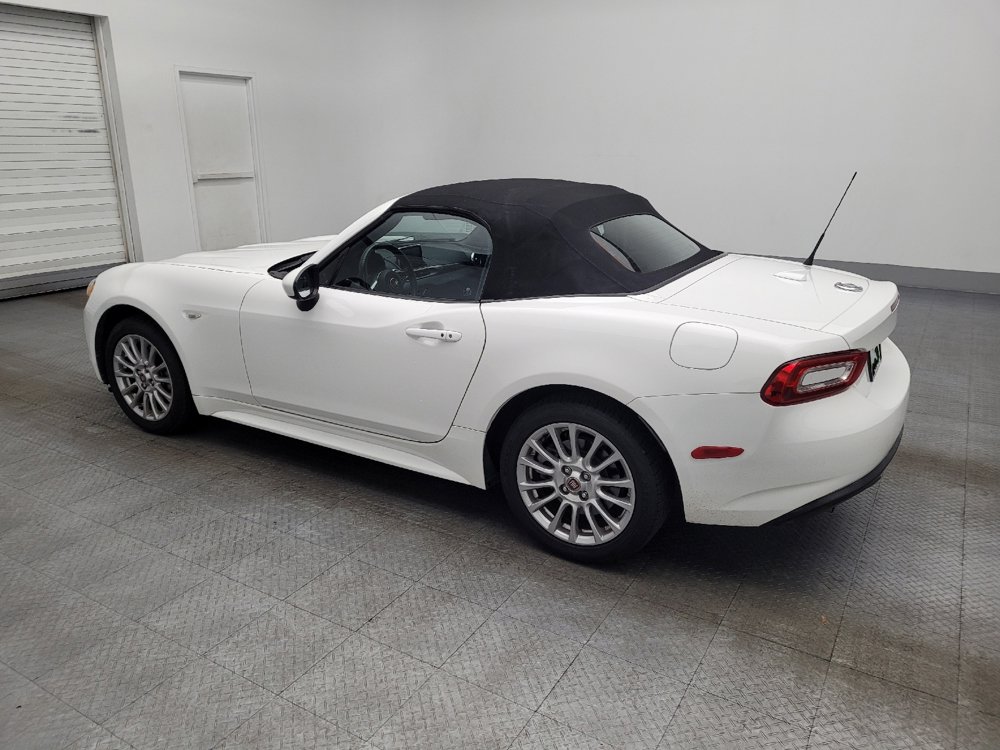 Used 2020 FIAT 124 Spider Classica w/ Technology Group image 3