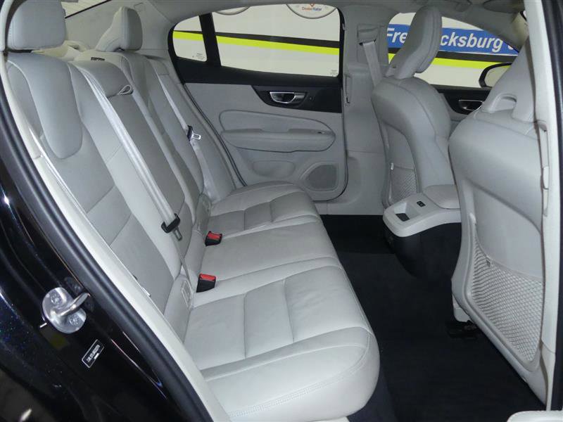 Used 2024 Volvo S60 B5 Plus image 22