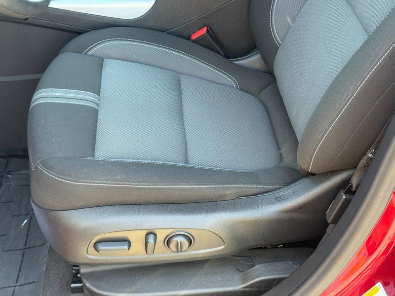 Used 2025 Chevrolet Blazer LT AWD/4WD image 23