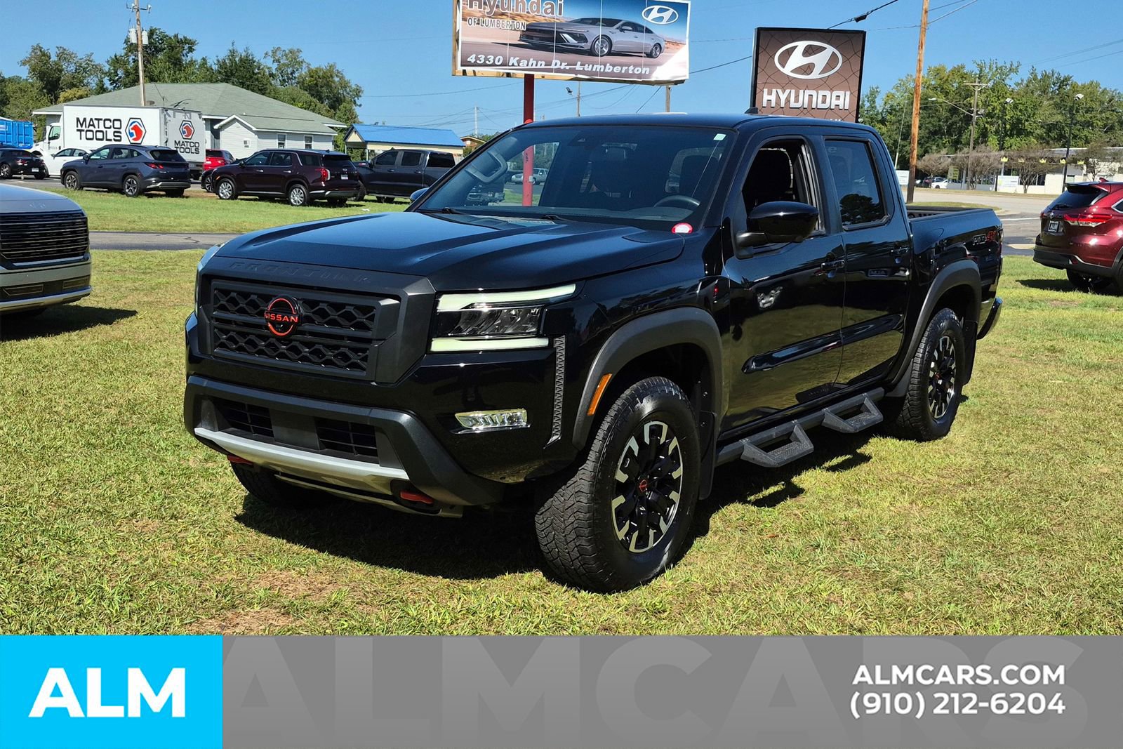 Used 2023 Nissan Frontier PRO-4X w/ Pro Convenience Package image 12