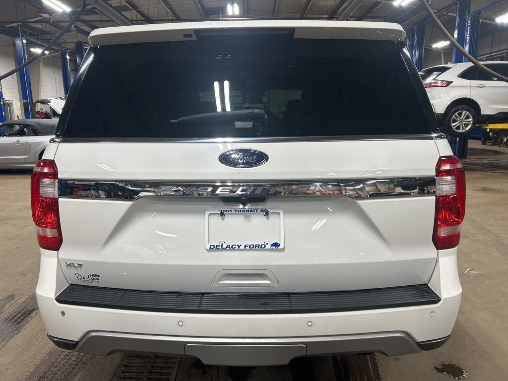 Used 2021 Ford Expedition XLT AWD/4WD image 4