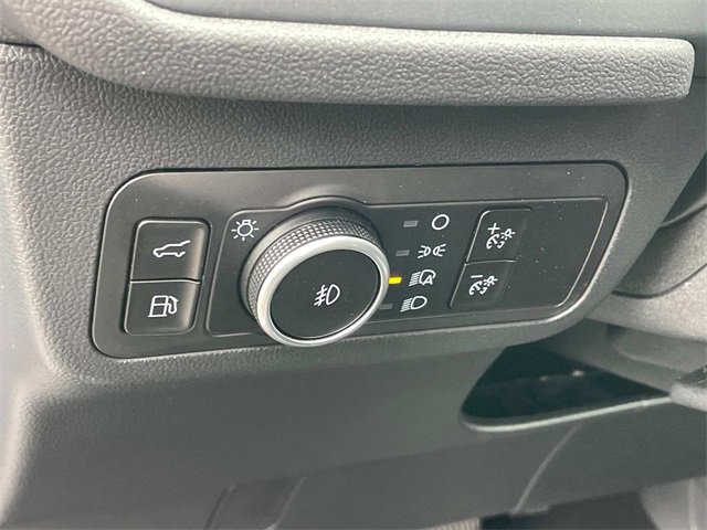 New 2025 Ford Escape SE w/ PHEV Premium Package image 18