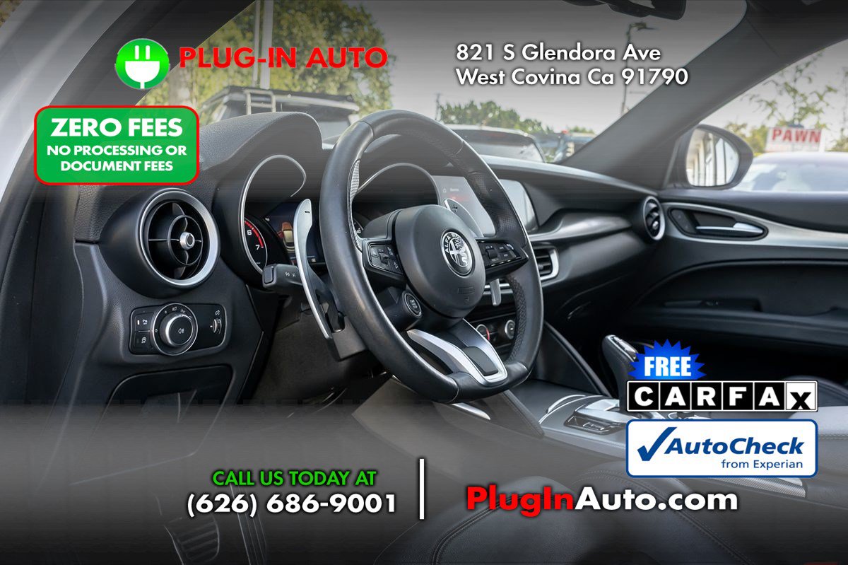 Used 2022 Alfa Romeo Stelvio Veloce AWD/4WD image 7