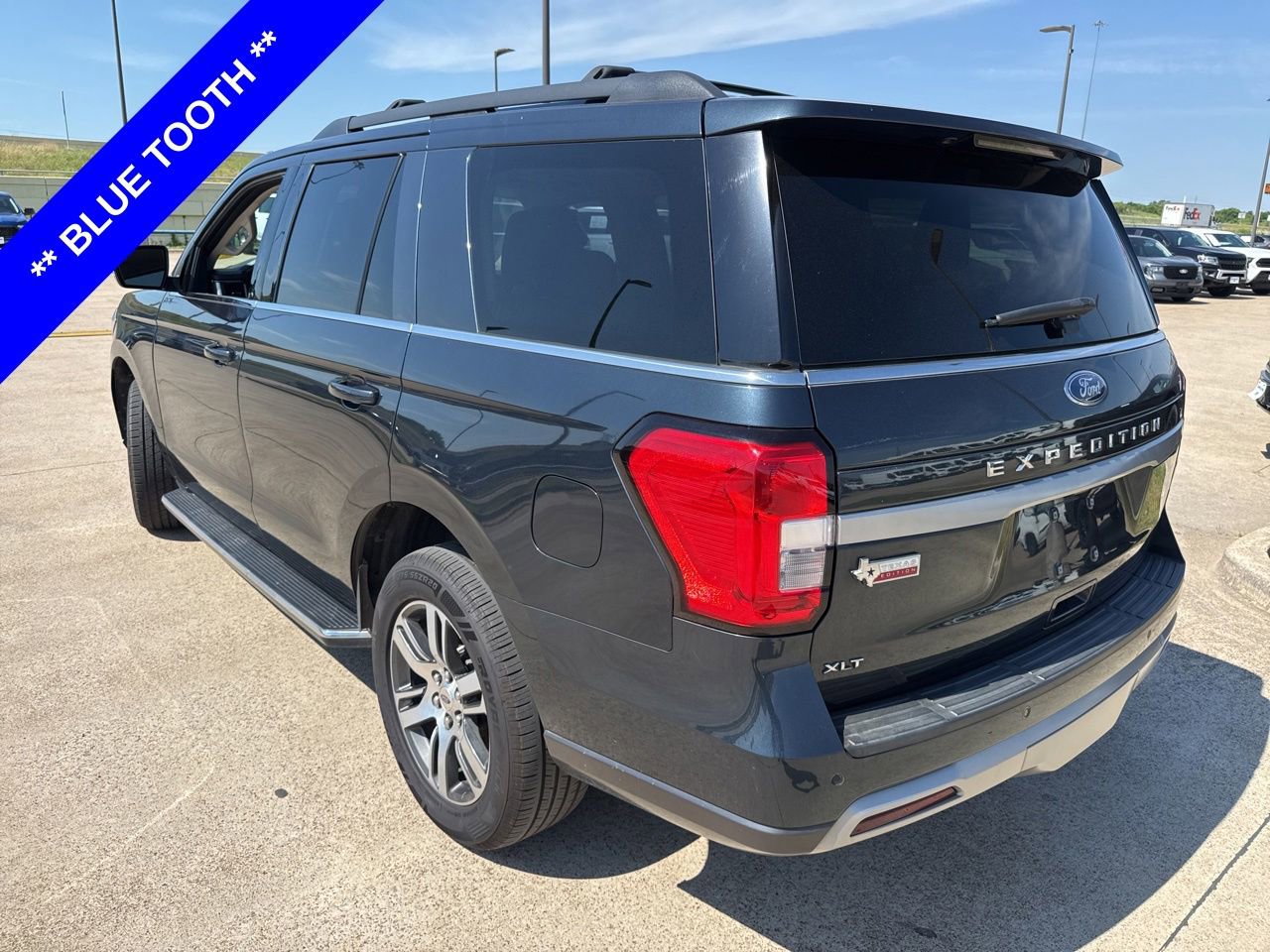 Used 2022 Ford Expedition XLT RWD image 9