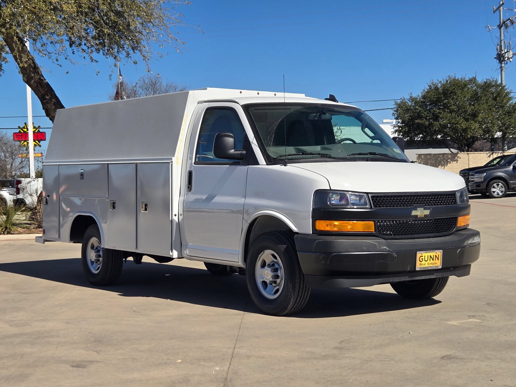New 2025 Chevrolet Express 3500 w/ Power Convenience Package RWD image 1