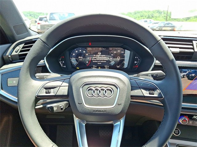 New 2025 Audi Q3 2.0T Premium image 15