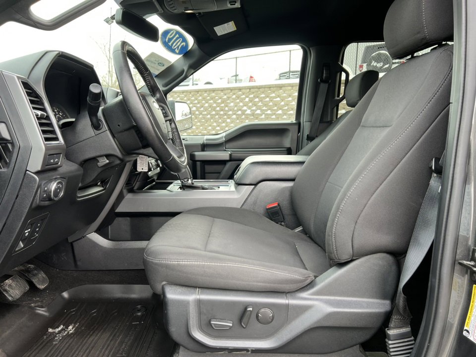 Certified 2019 Ford F150 XLT w/ Equipment Group 302A Luxury image 5