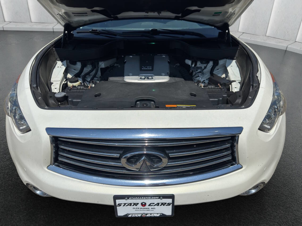 Used 2016 INFINITI QX70 AWD w/ Premium Package image 20