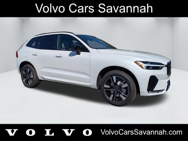 New 2026 Volvo XC60 B5 Core w/ Protection Package Premier
