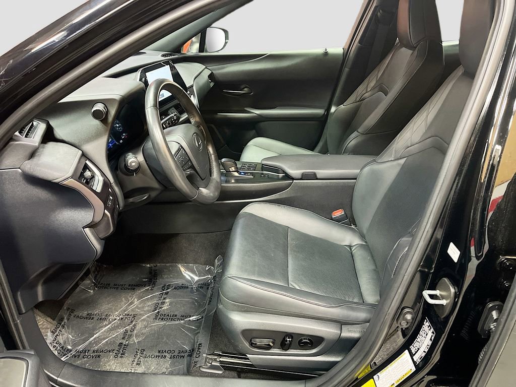 Used 2025 Lexus UX 300h AWD w/ Accessory Package (Z1) image 21