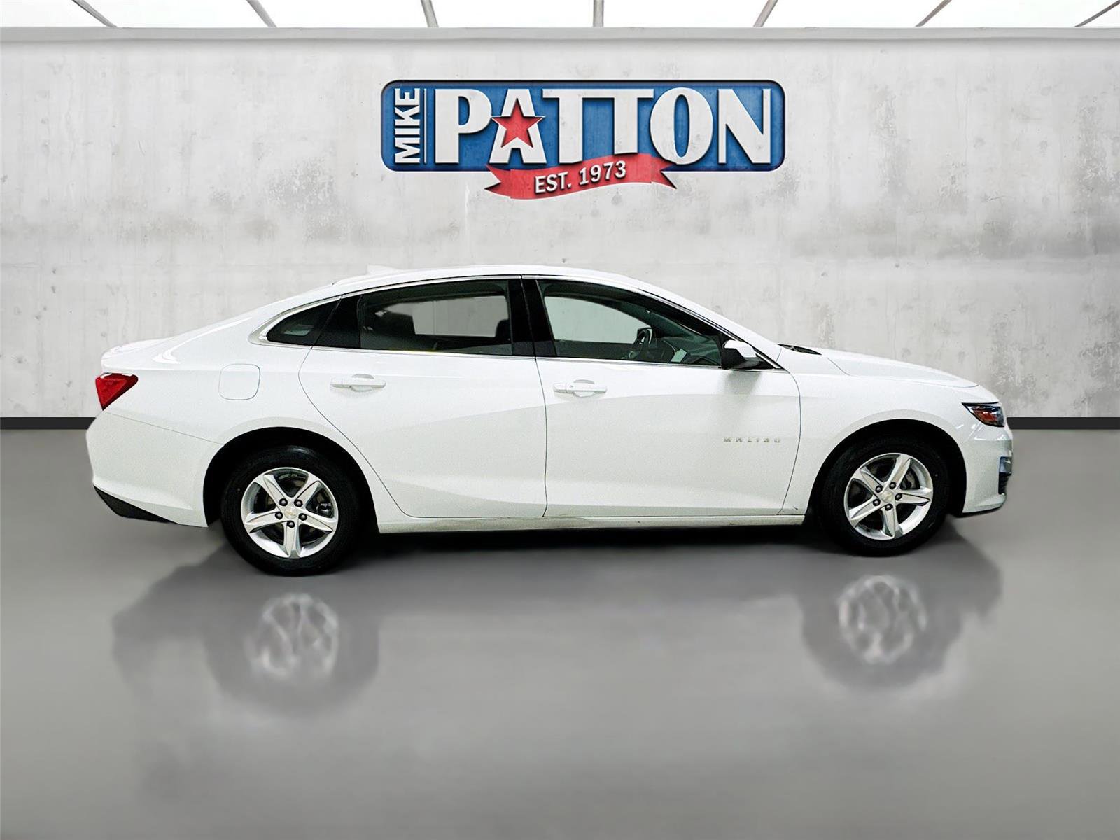 Used 2024 Chevrolet Malibu LT FWD image 8