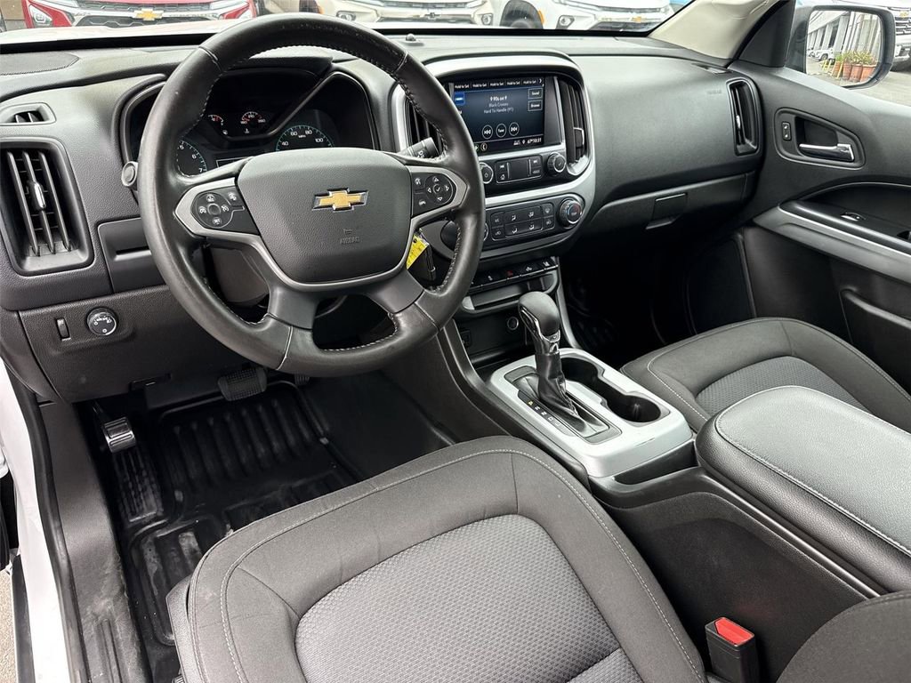 Used 2022 Chevrolet Colorado LT w/ Fleet Safety Package RWD image 17