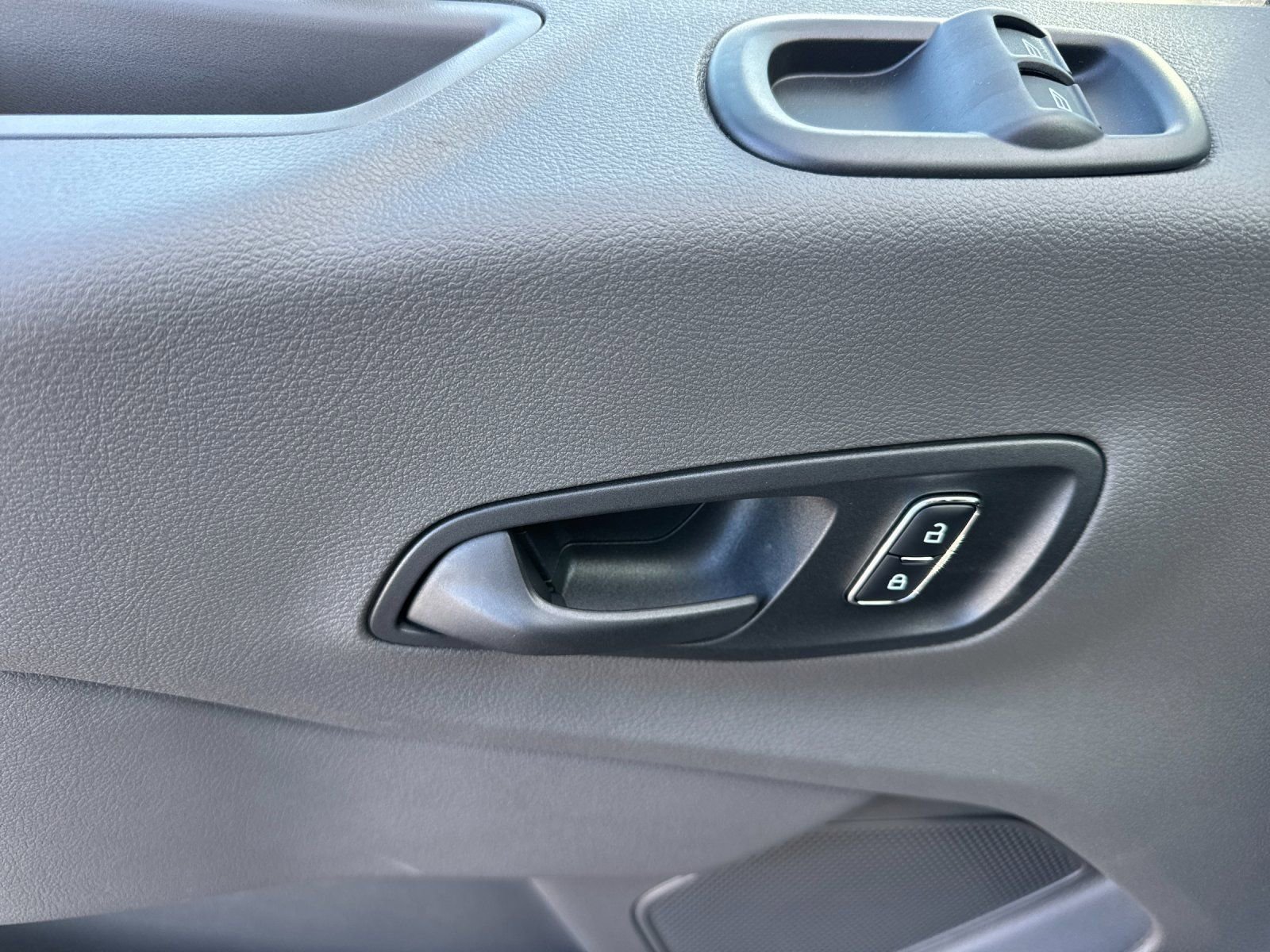 New 2026 Ford Transit 350 XL image 10