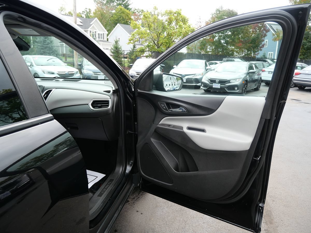 Used 2021 Chevrolet Equinox LS AWD/4WD image 20