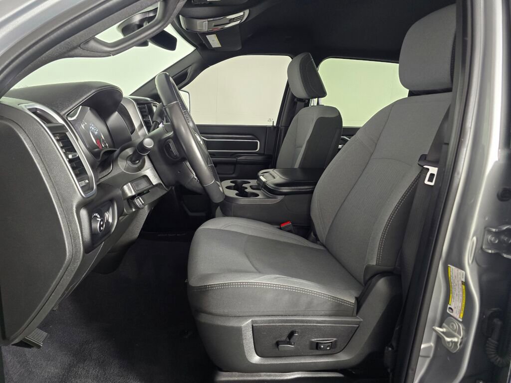 Used 2024 RAM 2500 Big Horn image 25