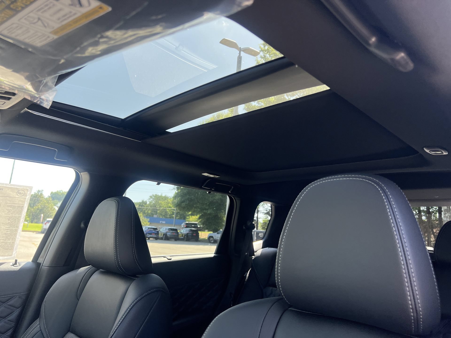 New 2026 Nissan Rogue Platinum AWD/4WD image 11