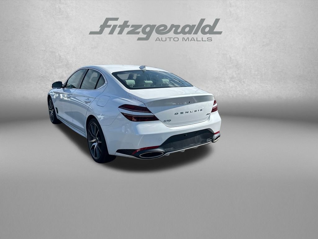 Used 2025 Genesis G70 2.5T image 5