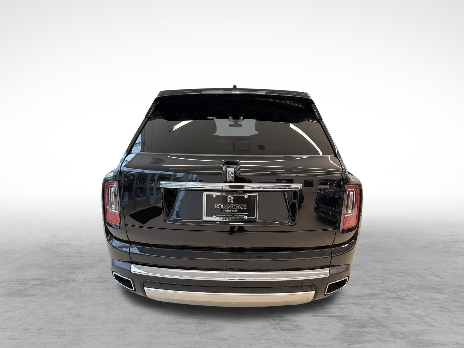 Certified 2022 Rolls-Royce Cullinan AWD/4WD image 9