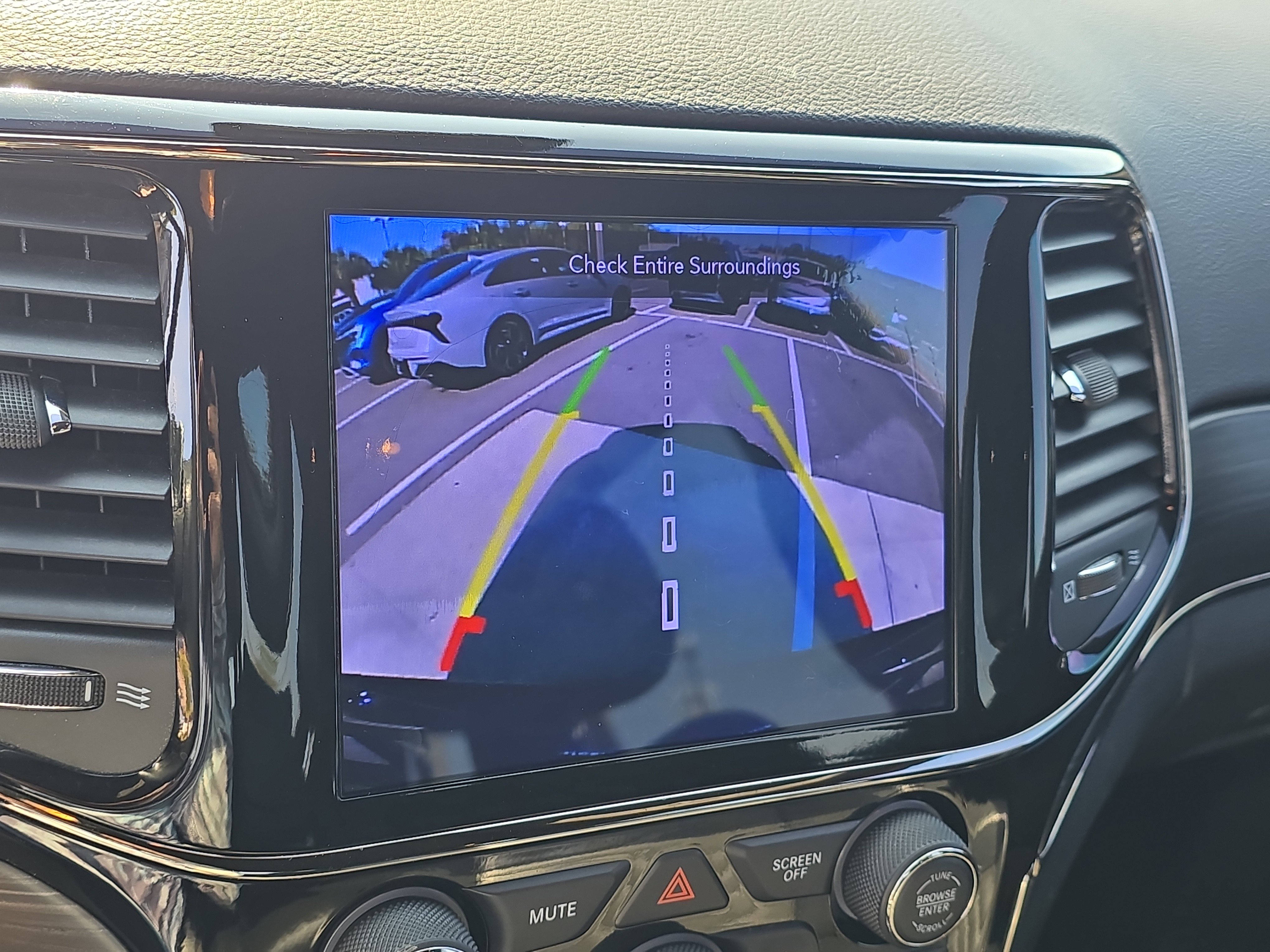 Used 2020 Jeep Grand Cherokee Limited X image 27