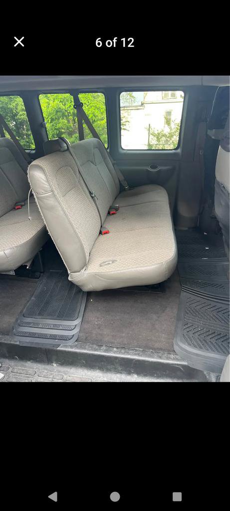 Used 2020 Chevrolet Express 3500 LT w/ LT Preferred Equipment Group RWD image 8