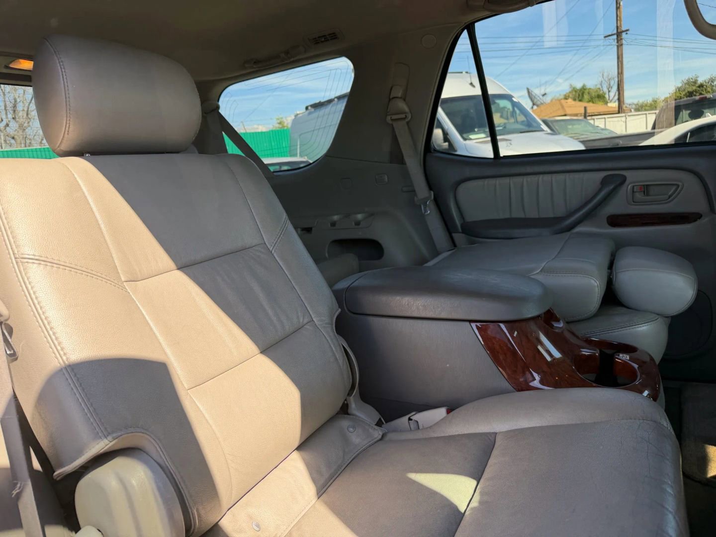 Used 2006 Toyota Sequoia Limited RWD image 19