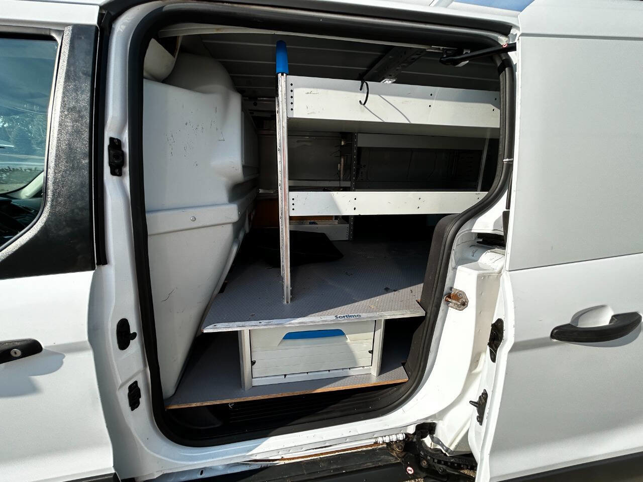Used 2014 Ford Transit Connect XL image 27