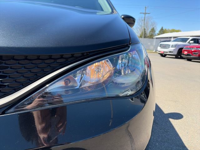 Used 2019 Chrysler Pacifica L FWD image 17