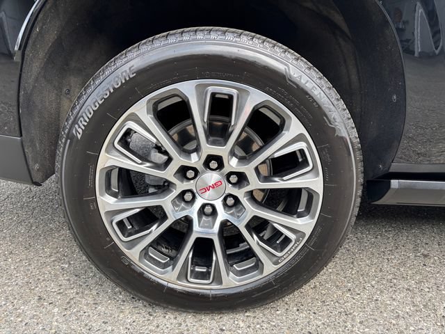 Used 2026 GMC Yukon XL Denali w/ Sun & Power Step Package AWD/4WD image 28