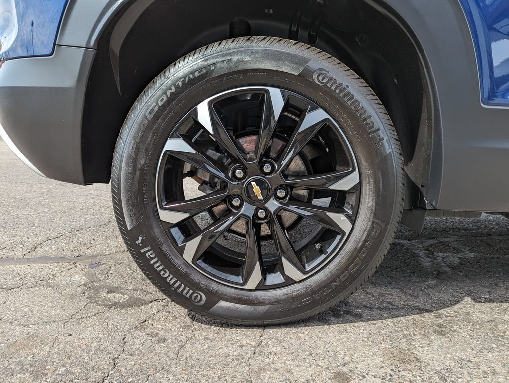 Used 2023 Chevrolet TrailBlazer LT FWD image 45
