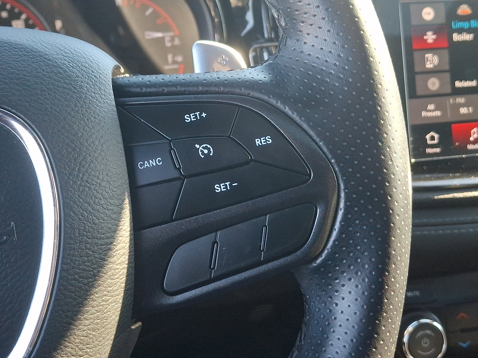 Used 2021 Dodge Durango GT w/ Blacktop Package AWD/4WD image 24