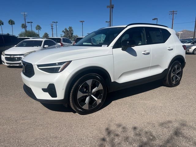 New 2026 Volvo XC40 B5 Plus w/ Protection Package Premier AWD/4WD image 1