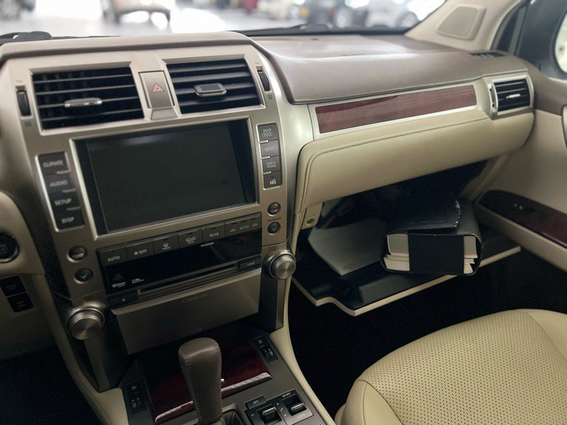 Used 2013 Lexus GX 460 Premium image 27