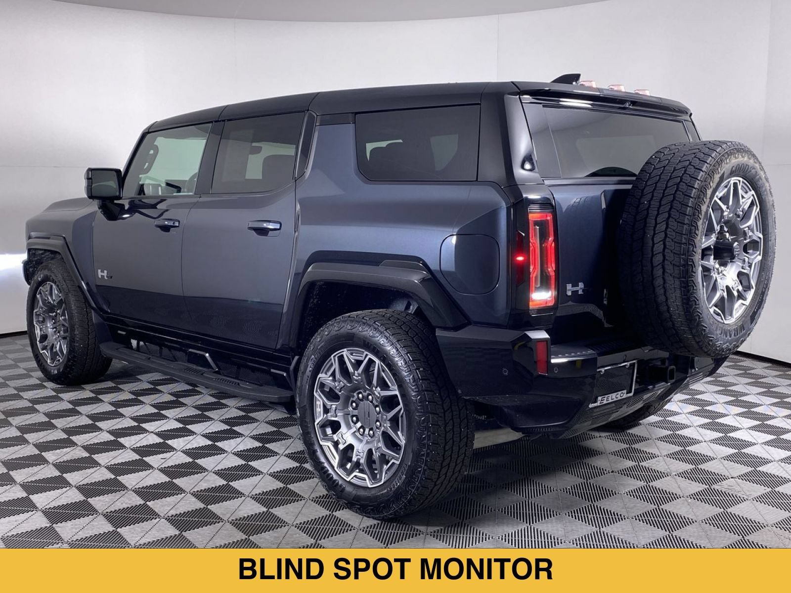 Certified 2025 GMC Hummer EV 3X AWD/4WD image 18