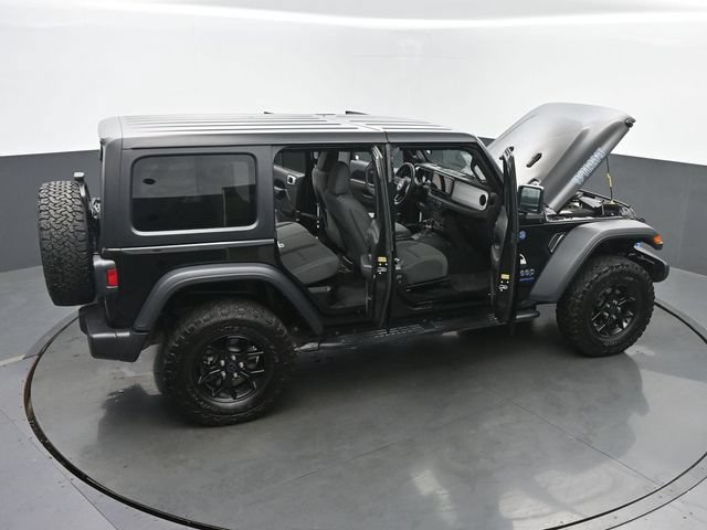 Used 2024 Jeep Wrangler Unlimited AWD/4WD image 63