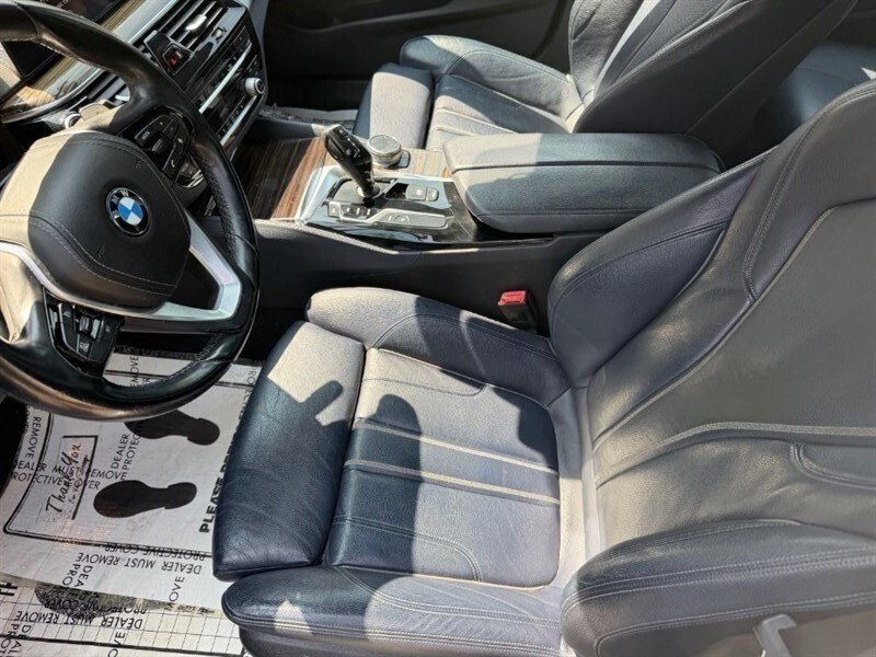 Used 2018 BMW 530e w/ Premium Package 2 RWD image 13