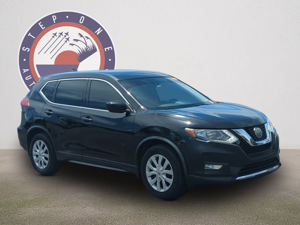 Used 2019 Nissan Rogue S FWD image 2