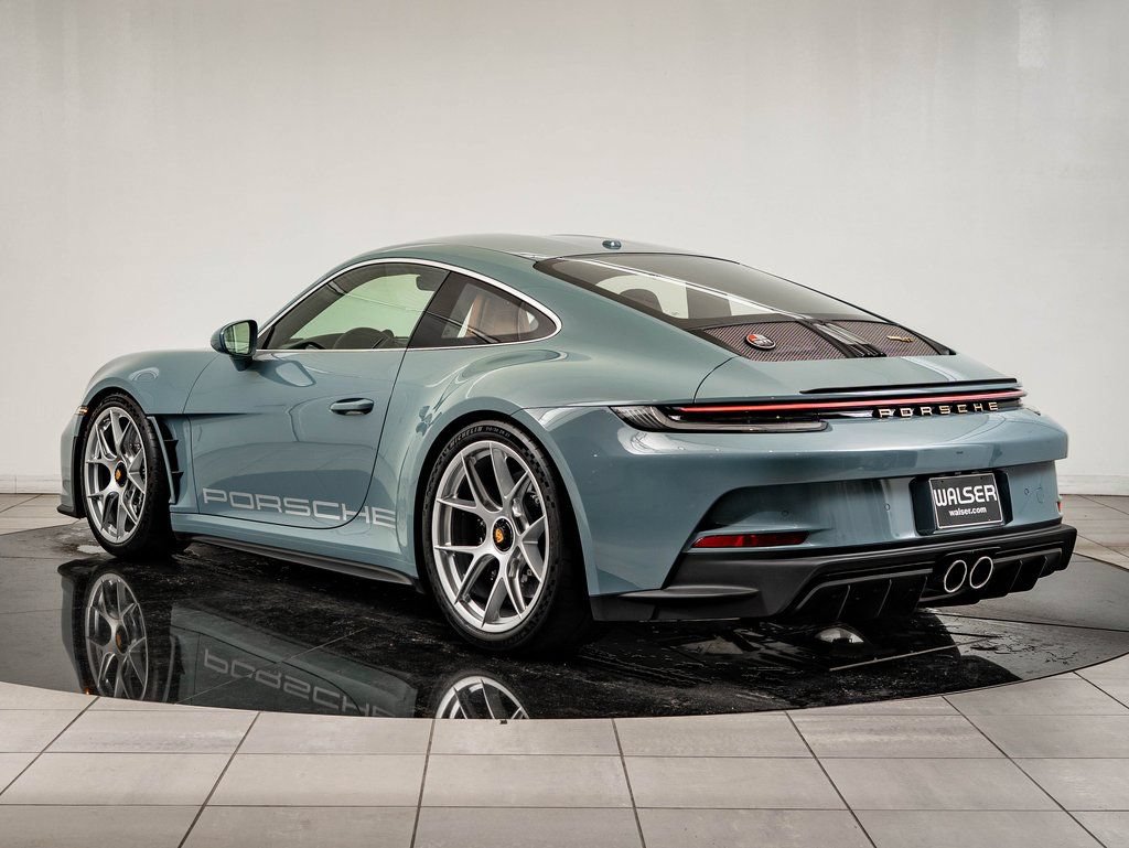Certified 2024 Porsche 911 GT3 RS RWD image 3