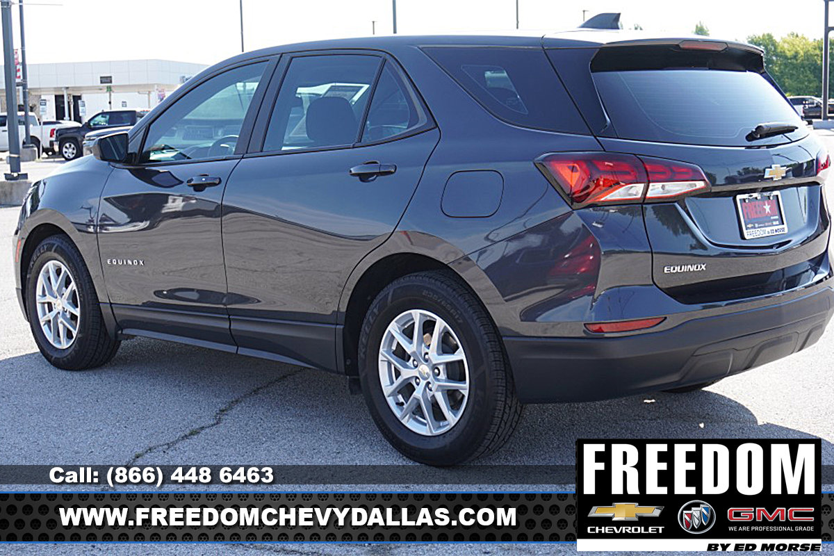 Used 2022 Chevrolet Equinox LS w/ LPO, Floor Liner Package FWD image 36