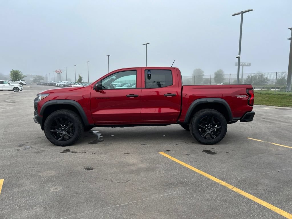 Used 2023 Chevrolet Colorado Trail Boss w/ Technology Package AWD/4WD image 10