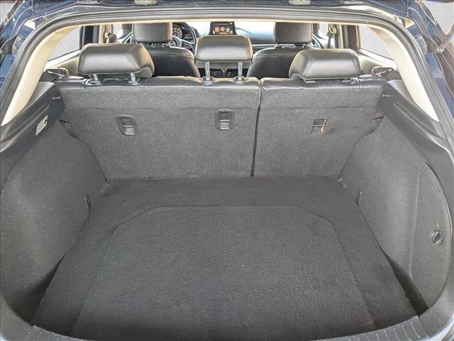 Used 2018 MAZDA MAZDA3 Touring FWD image 6