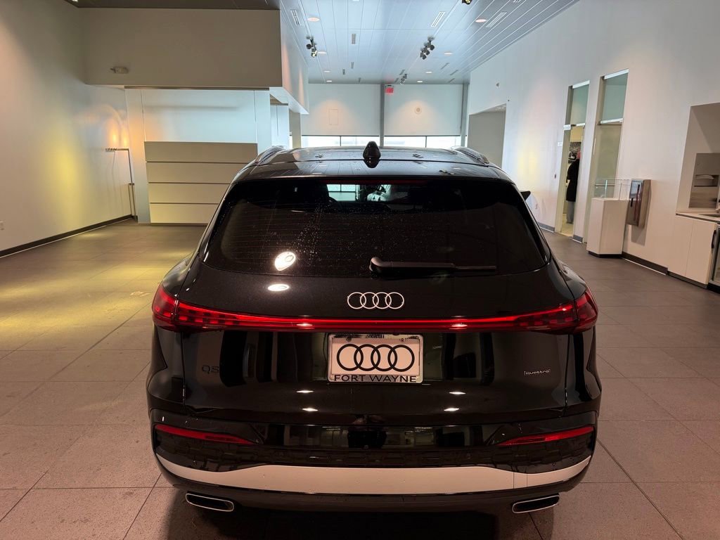 Used 2025 Audi Q5 Premium w/ Convenience Package image 24