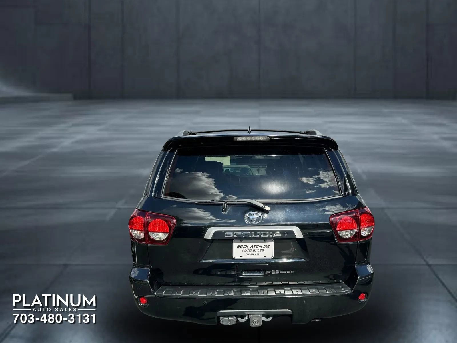 Used 2020 Toyota Sequoia Platinum image 8